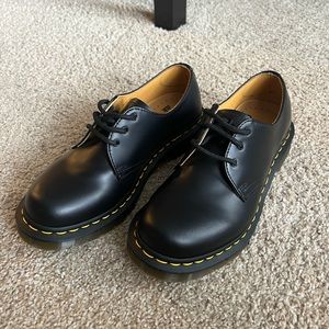 Doc Marten 1461 SMOOTH LEATHER OXFORD SHOES - Size 8